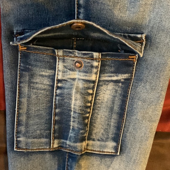 Cargo Jeans - Picture 3 of 4